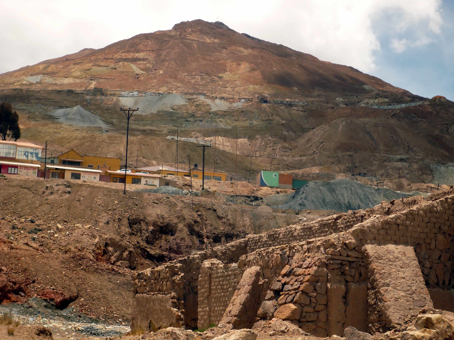 Cerro Rico - történelmi ezüstbánya Potosíban, Bolívia